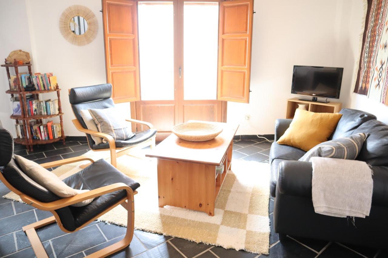 Casa Corasol, A Cozy, Comfy, 2Br House- Panoramic View And Rooftop Canar Ngoại thất bức ảnh