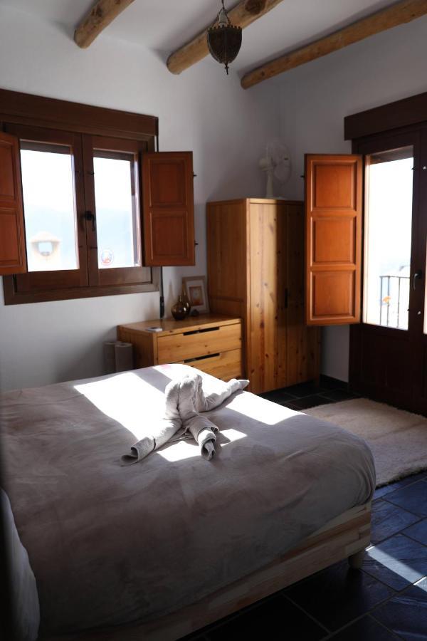 Casa Corasol, A Cozy, Comfy, 2Br House- Panoramic View And Rooftop Canar Ngoại thất bức ảnh